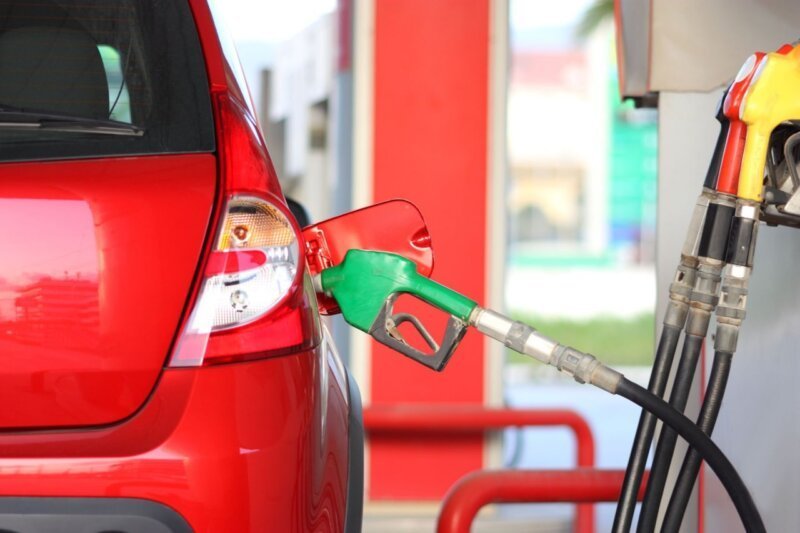 Zašto su i dalje visoke cene goriva?
