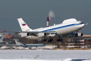 Avion Sudnjeg dana leteće nad Moskvom na Dan pobede
