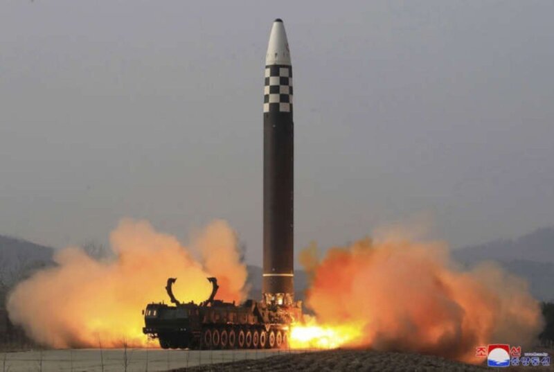 Severna Koreja je ispalila 3 balističke rakete