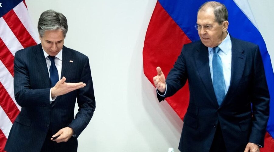 Amerika tone sve dublje - mole strane diplomate da se ne slikaju sa Lavrovom