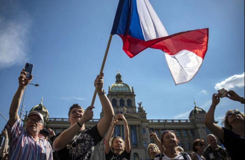 Češka: Demonstranti u Pragu traže jeftinije energente