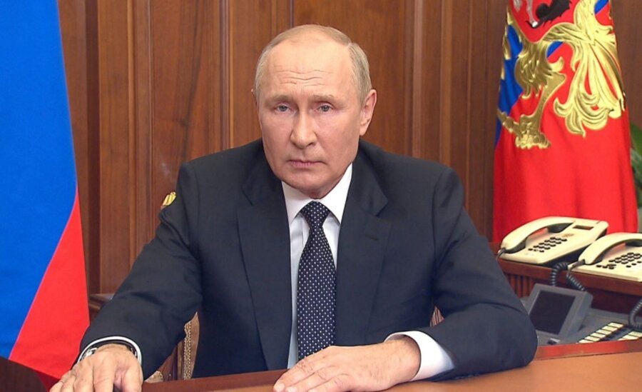Putin: Stanovnike Hersona skloniti iz zone sukoba da ne trpe granatiranja