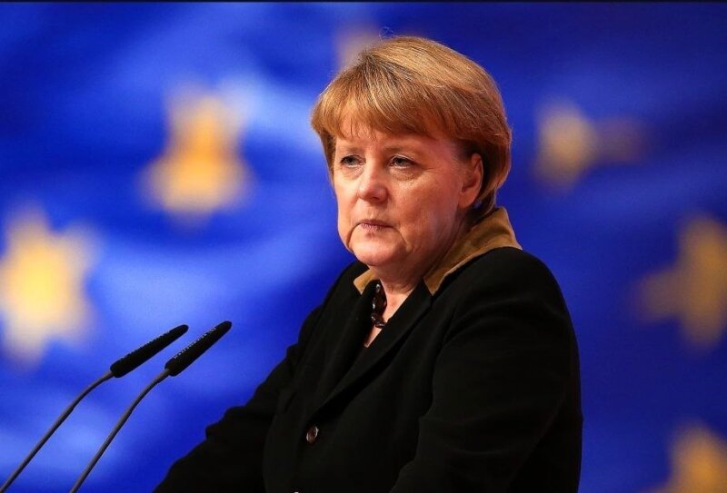 Angela Merkel: Sporazumi iz Minska iskorišćeni da se Kijev naoruža