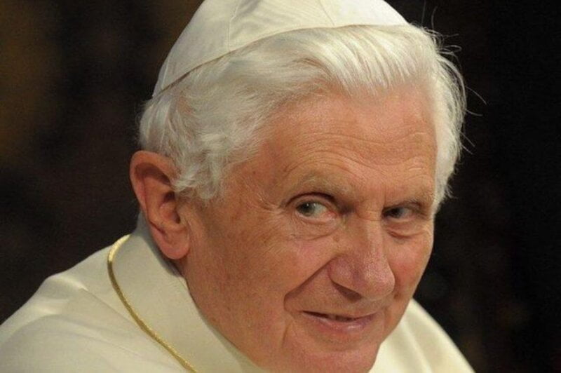 Preminuli papa Benedikt XVI bio poliglota