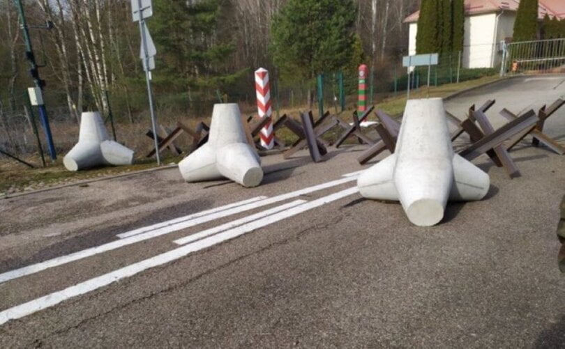 Poljska postavlja protivtenkovske ježeve