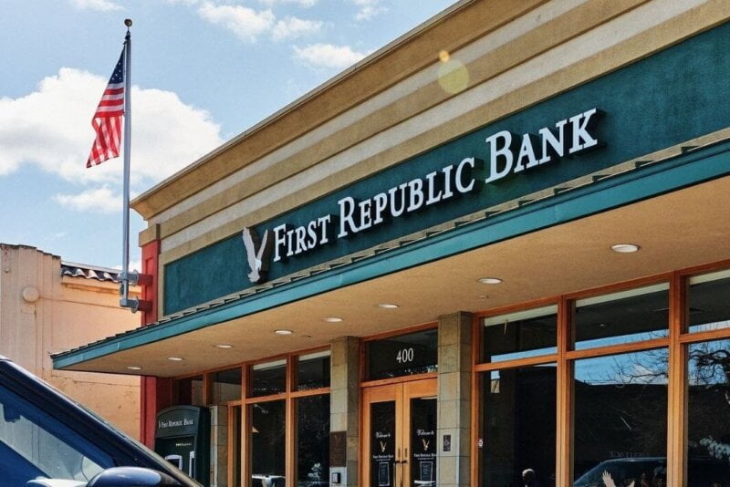 Američke banke u kolapsu - Ljulja se i FRC