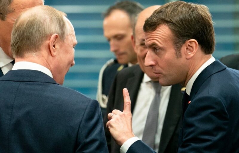 Makron spreman da razgovara sa Putinom, ali neće prvi da pozove