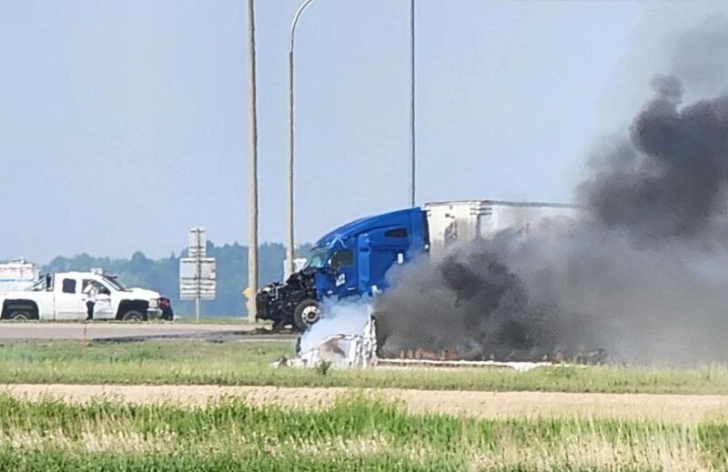 Petnaest poginulih u sudaru autobusa u Kanadi