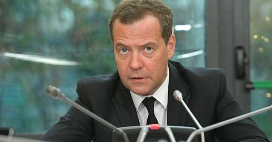 medvedev-moskva-sada-ima-slobodne-ruke-da-unisti