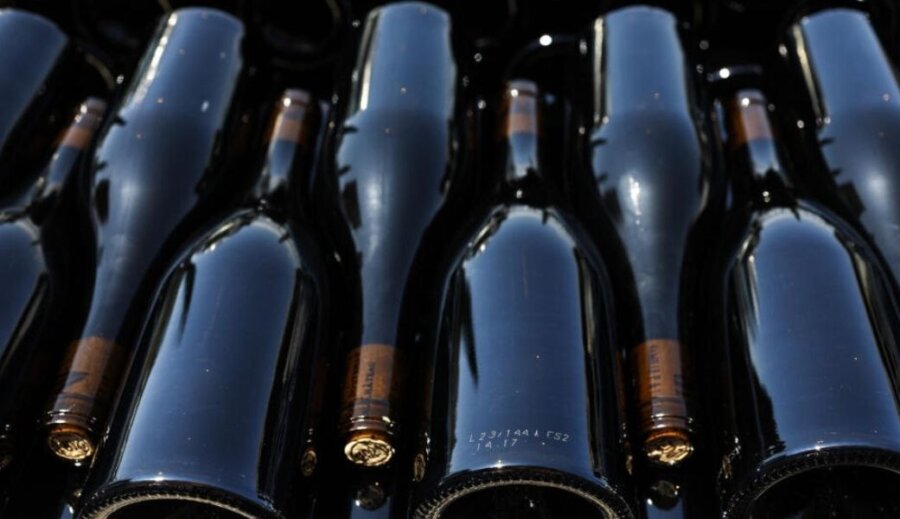 Francuska prosipa vino - Plaćaju za to 200 miliona evra