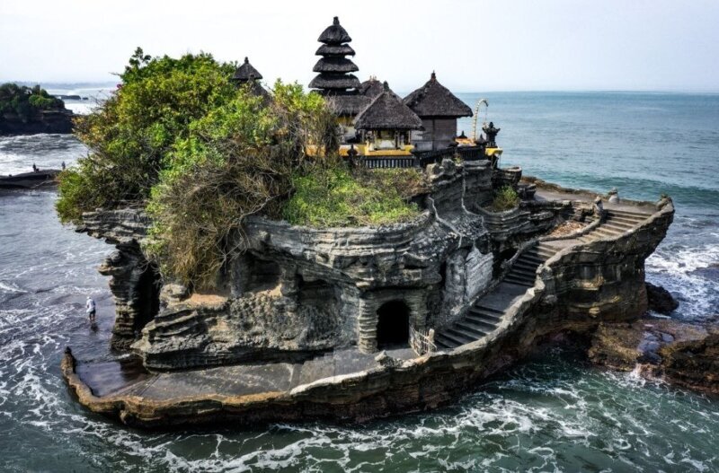 Tanah Lot - Veličanstveni hram u moru na Baliju