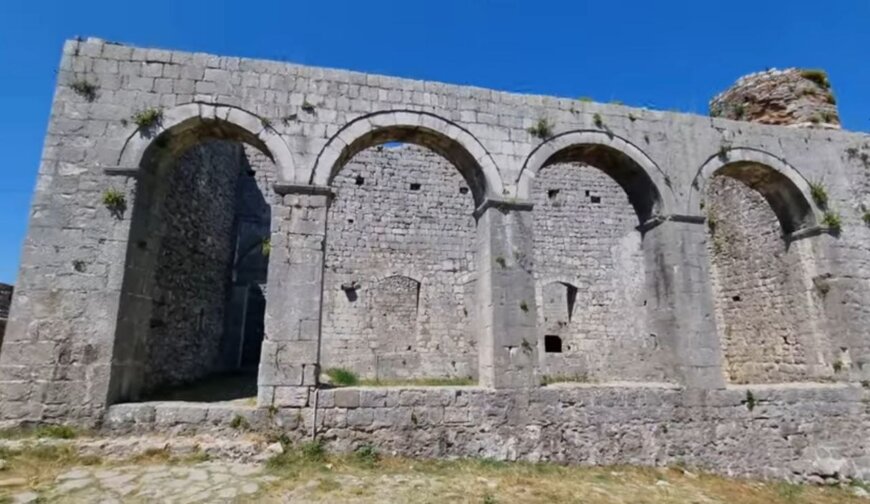 Skadar na Bojani - Srednjovekovni srpski grad